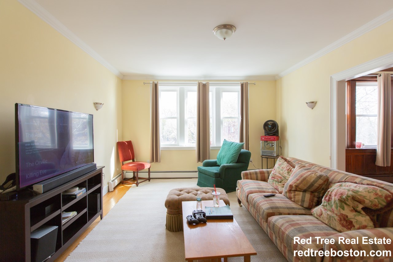 3 bed, 2 bath apartment for rent at 2009 Commonwealth Ave Unit 3, Brighton — photo 9 of 16