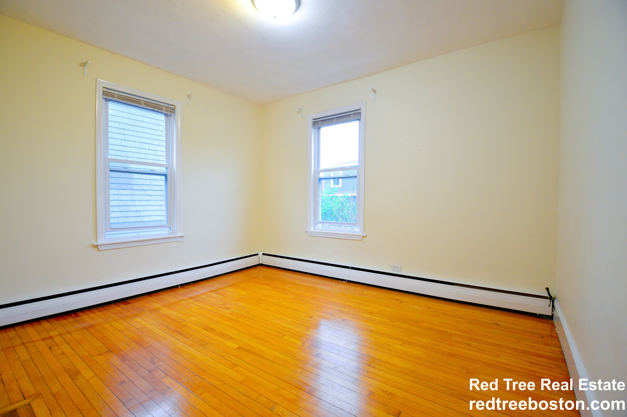 1496 Centre St, Roslindale
