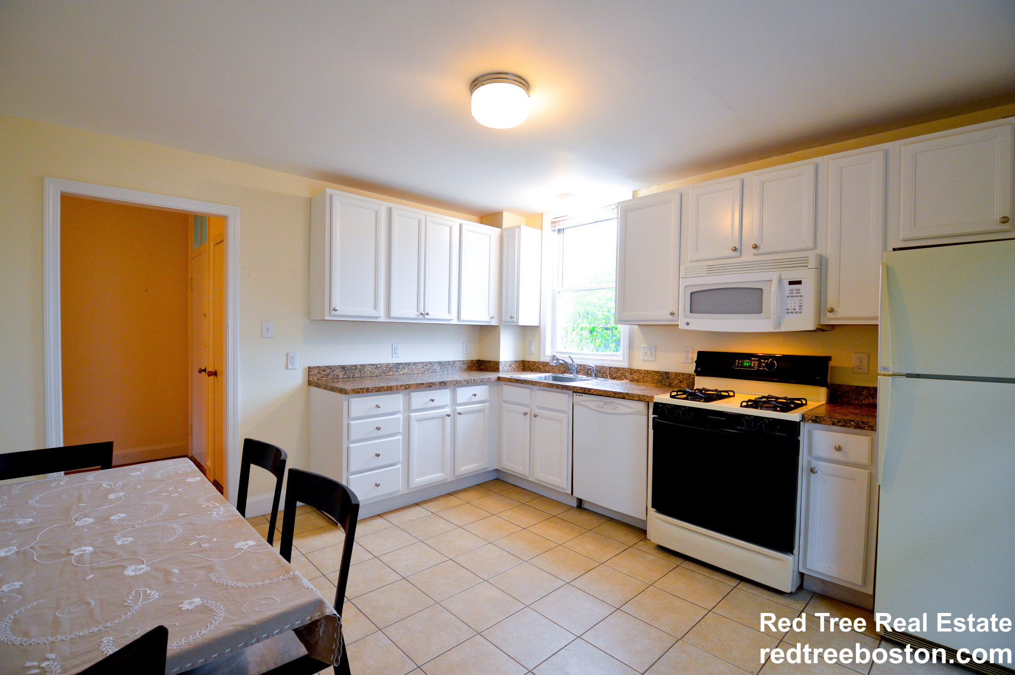 1496 Centre St, Roslindale