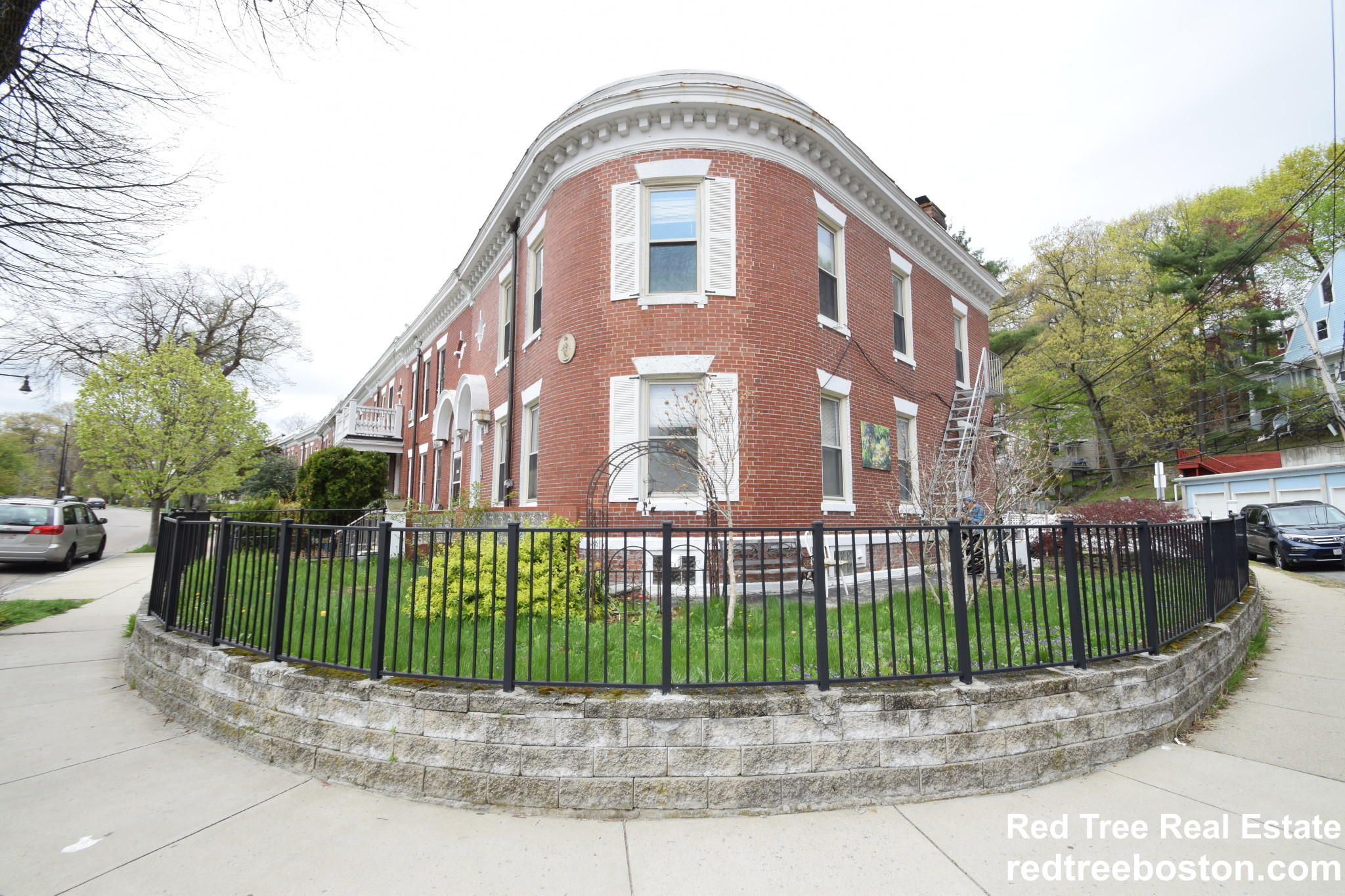 1729 Commonwealth Ave, Brighton