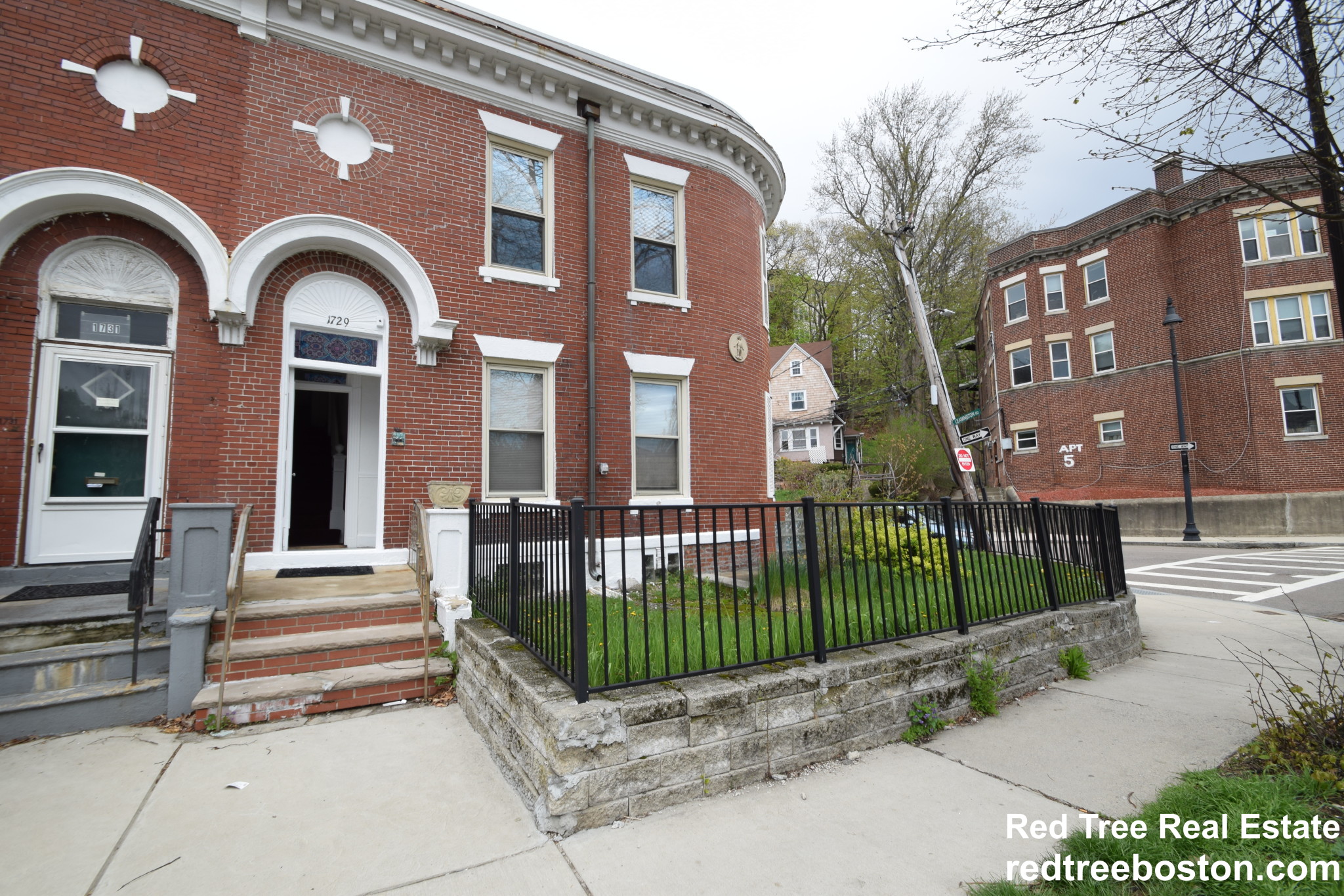 1729 Commonwealth Ave, Brighton