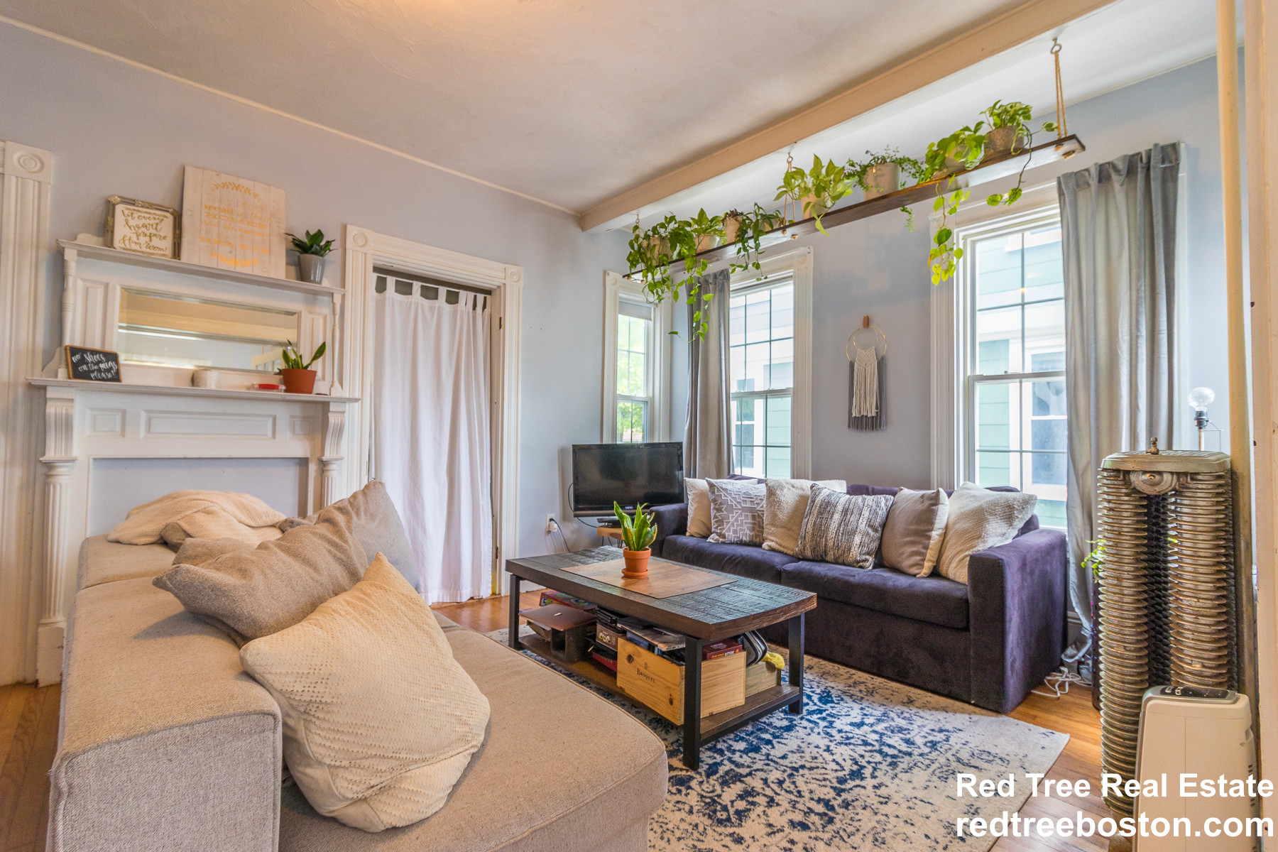 5 bed, 3 bath apartment for rent at 18 Foster St Unit 0, Brighton — photo 2 of 26