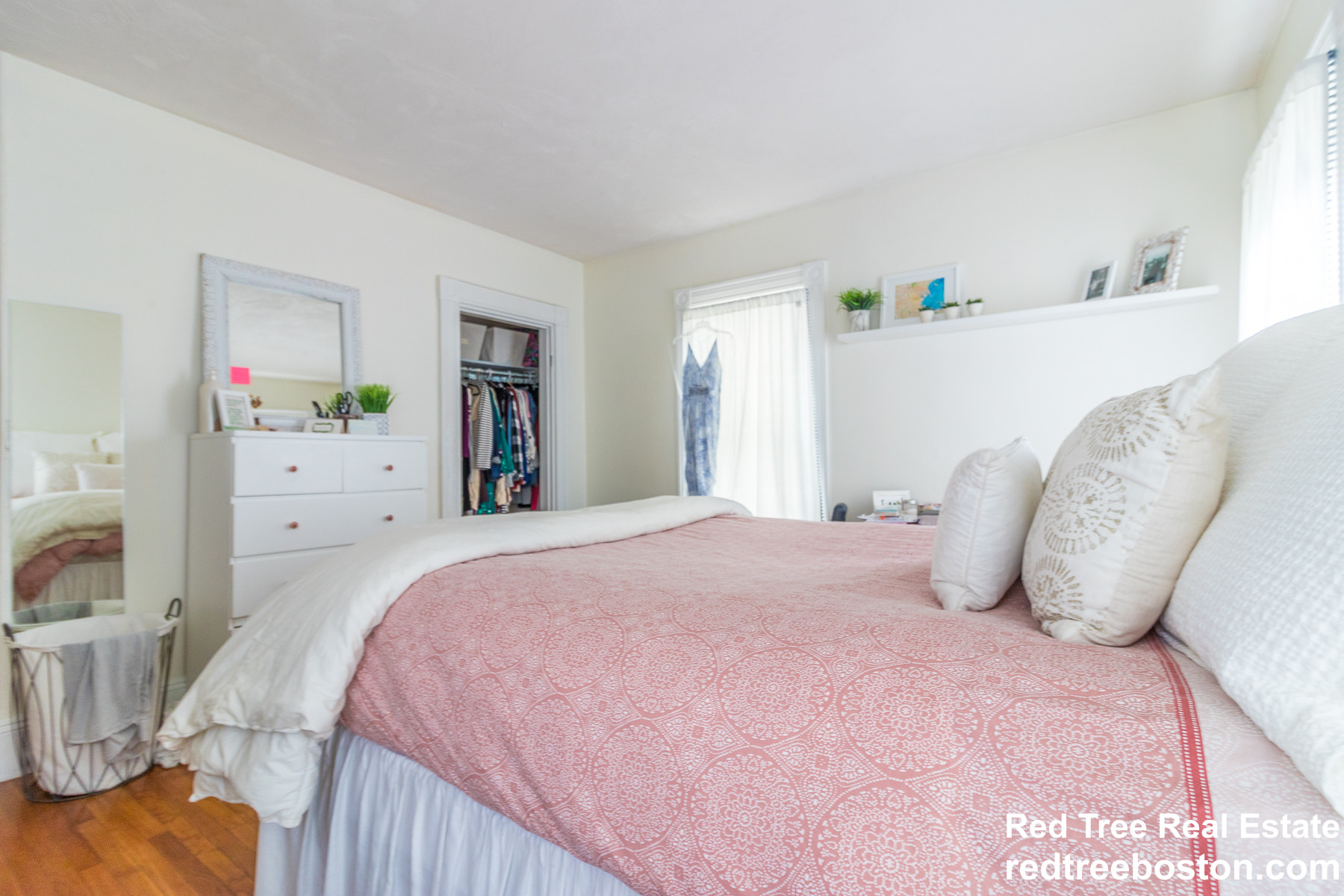 5 bed, 3 bath apartment for rent at 18 Foster St Unit 0, Brighton — photo 10 of 26