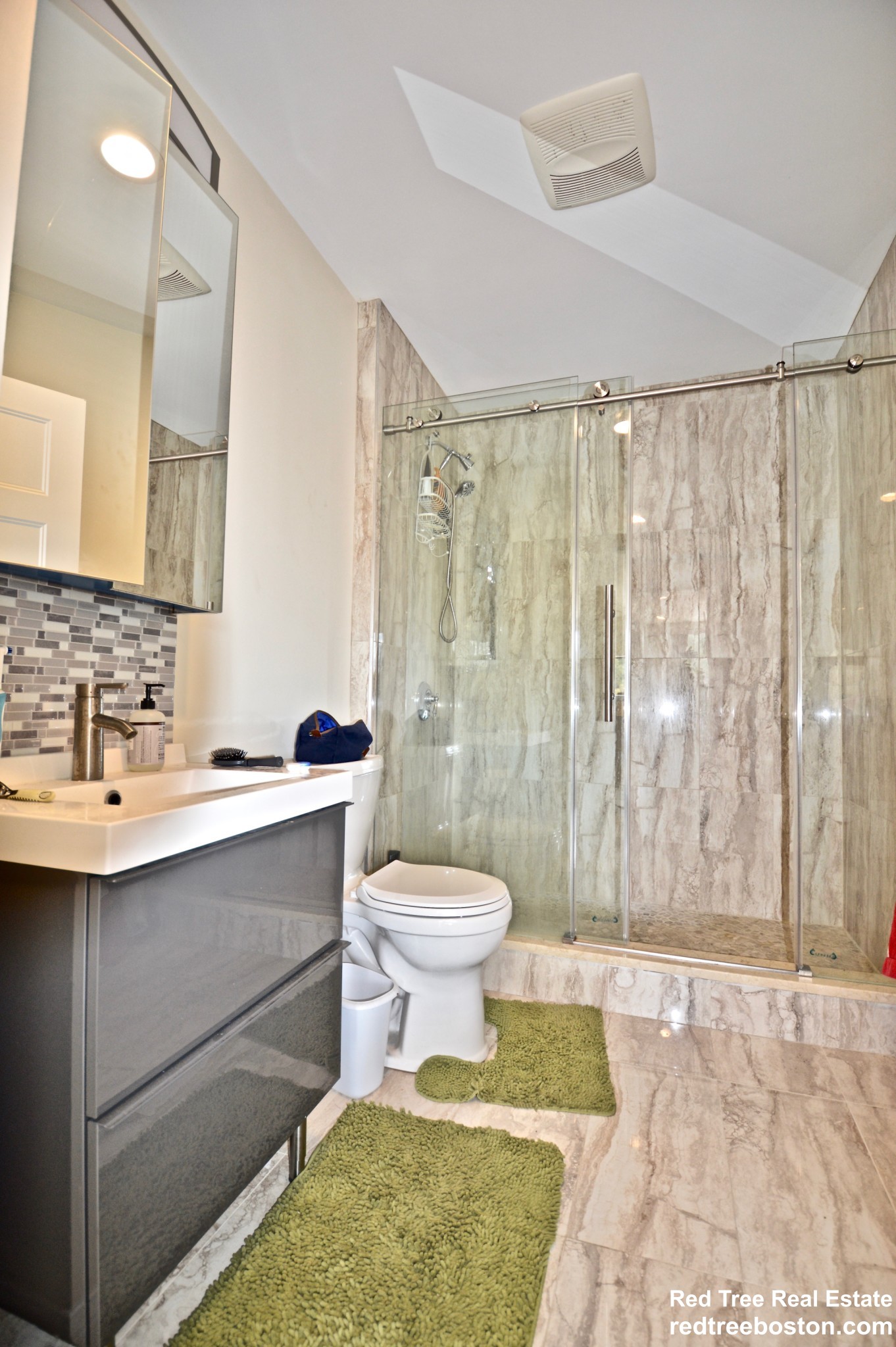 1616 Beacon St, Brookline Hills