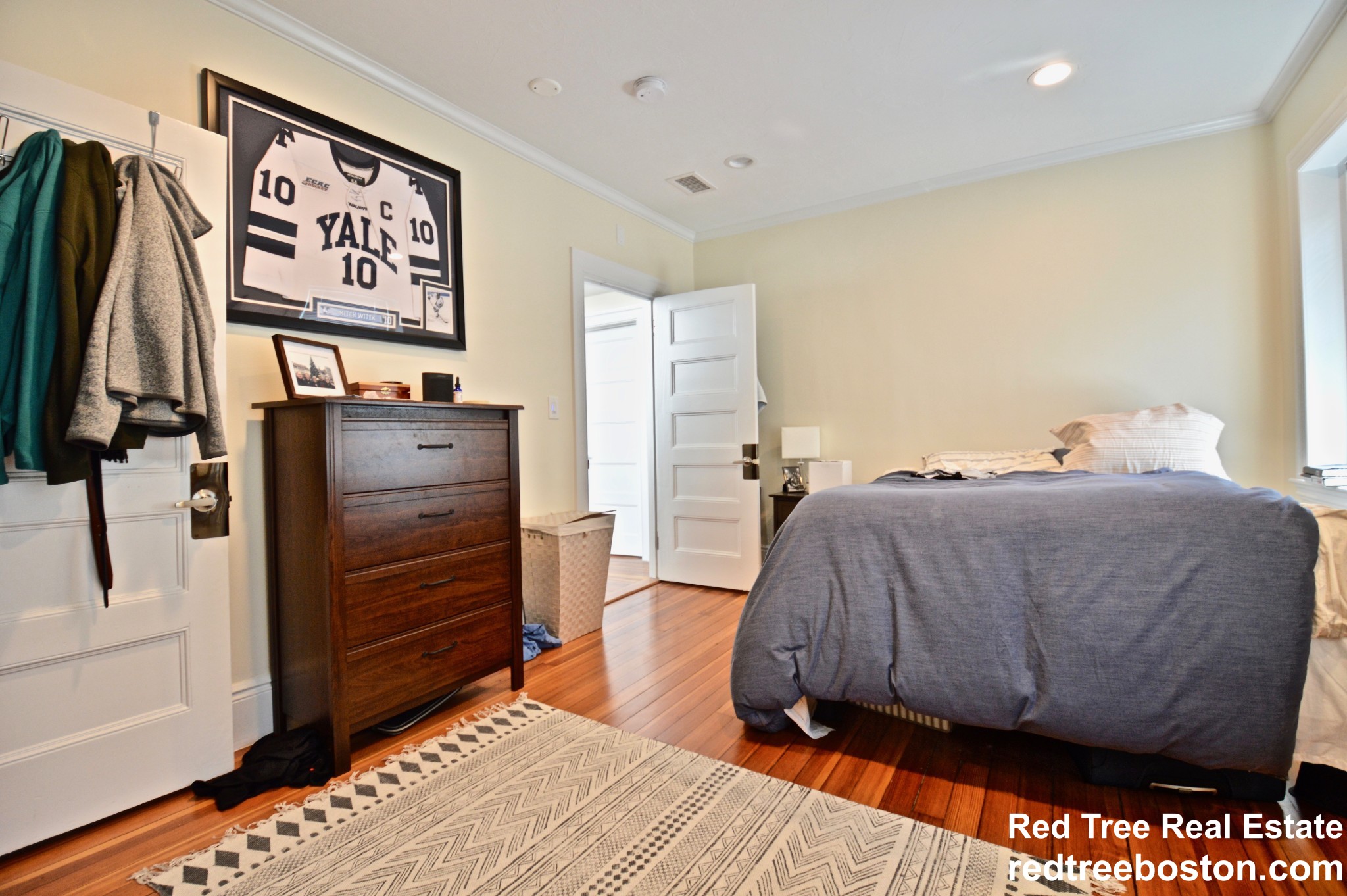 1616 Beacon St, Brookline Hills