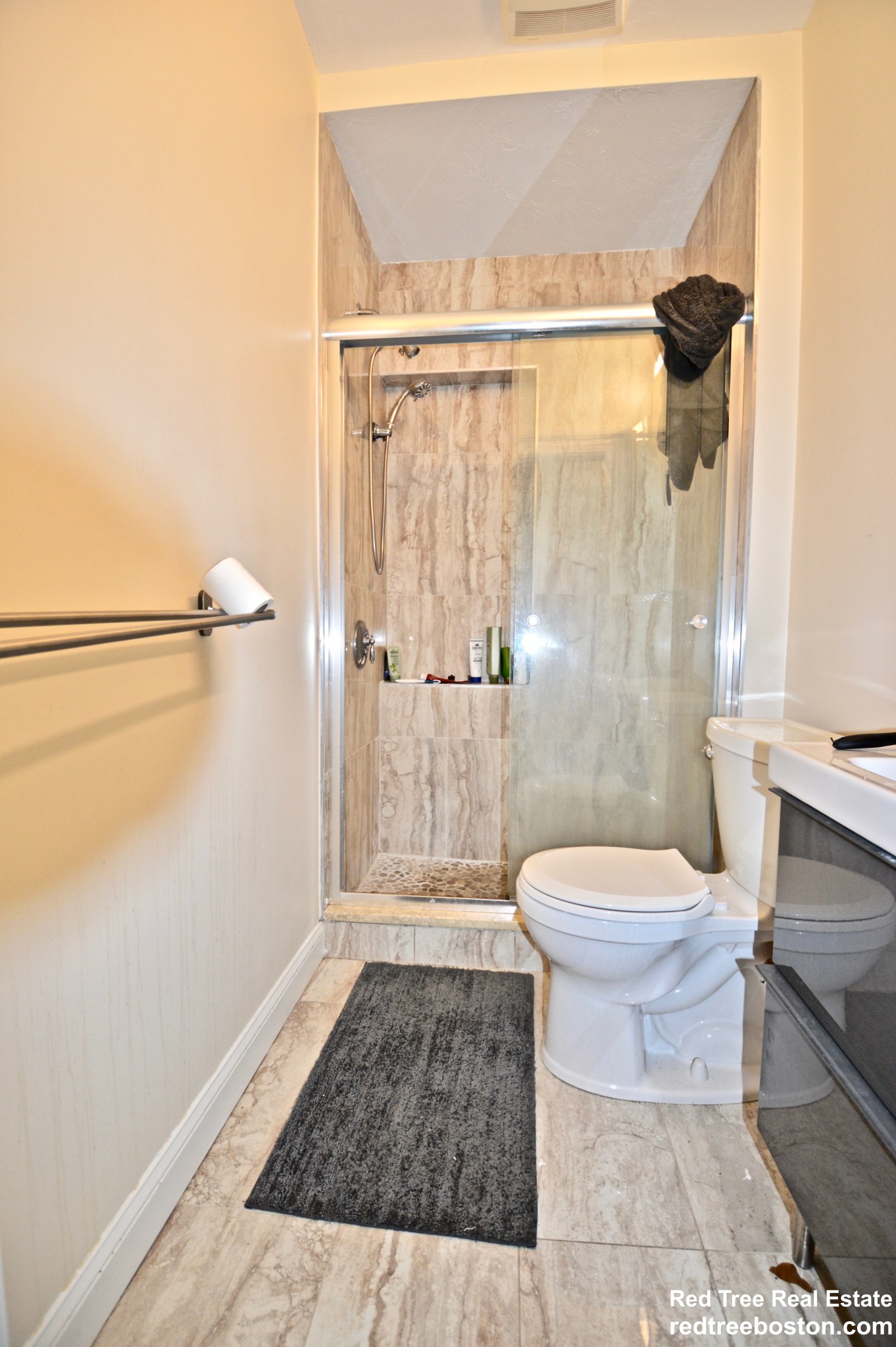 1616 Beacon St, Brookline Hills