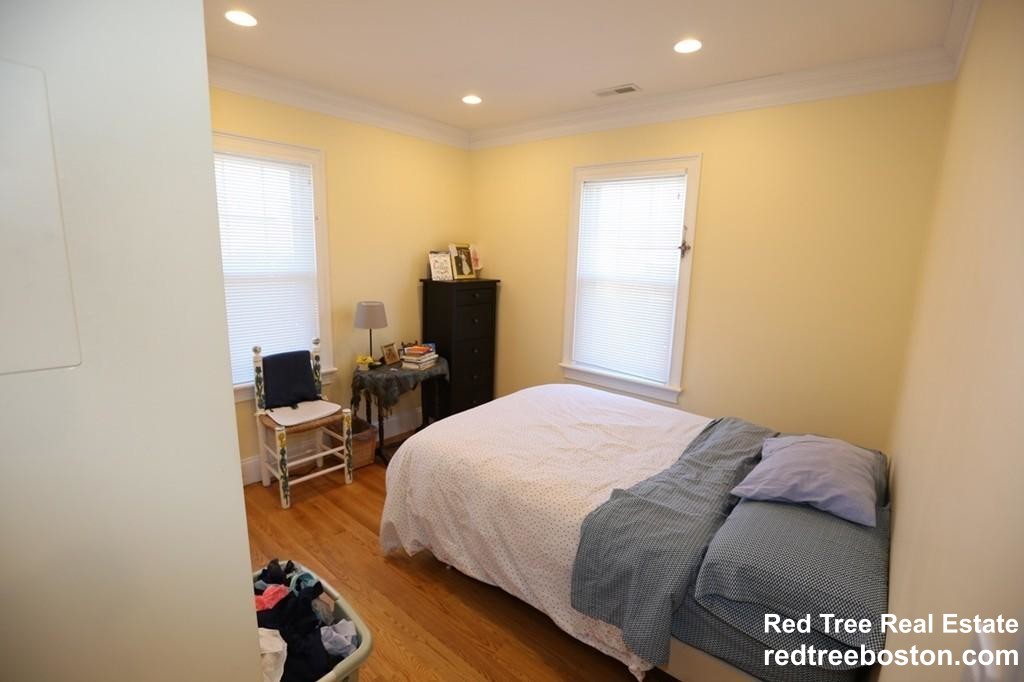 7 Acron Rd, High Street Hill