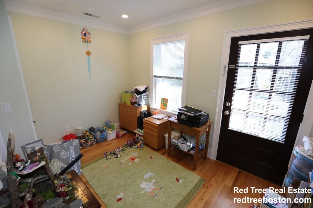 7 Acron Rd, High Street Hill