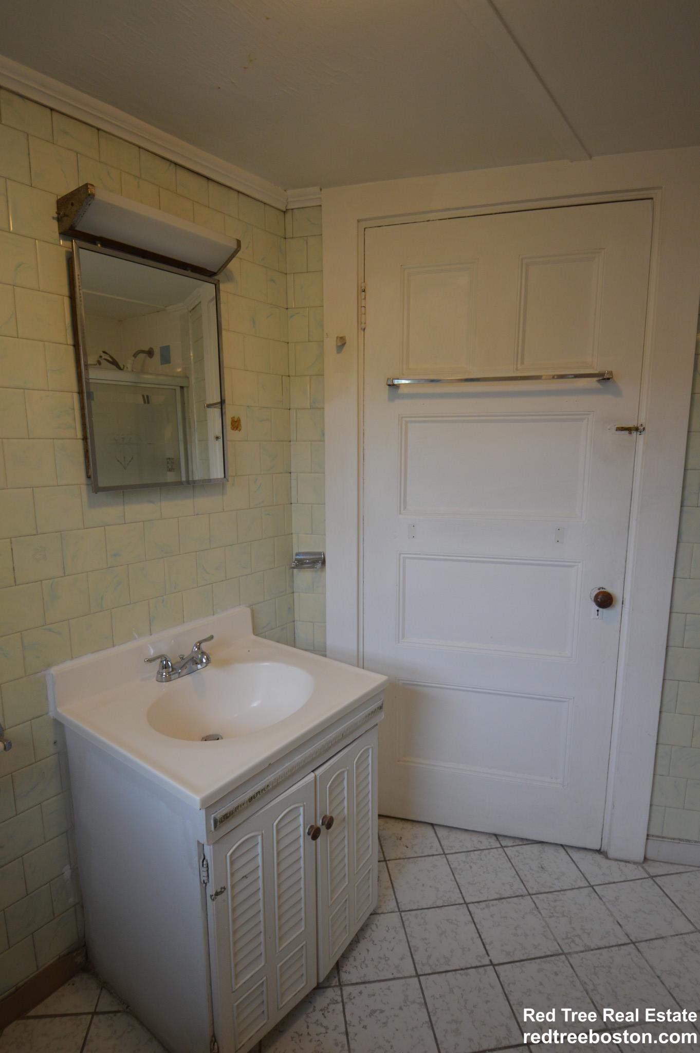 1 bed, 1 bath apartment for rent at 11 Pleasant St Unit 3, Dorchester — photo 19 of 22