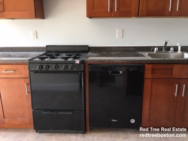 8 Vinal St, Brighton