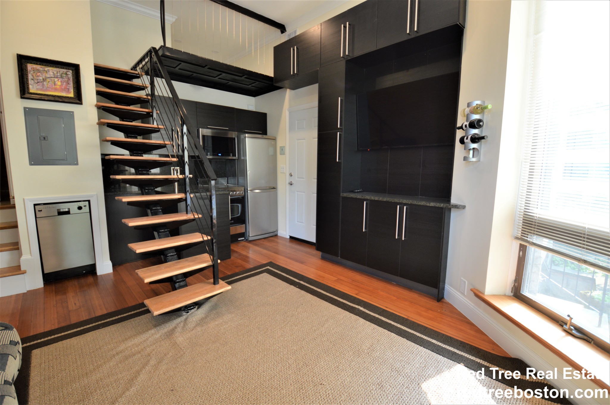 1689 Beacon St, Coolidge Corner