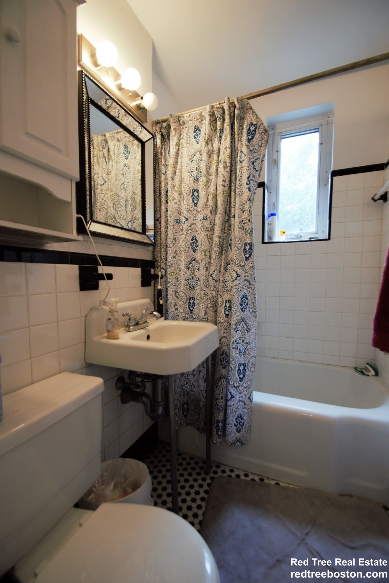 146 Beaconsfield Rd, Brookline Village