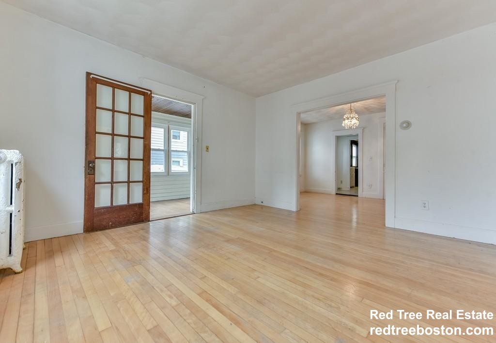 6 Upcrest Rd, Brighton