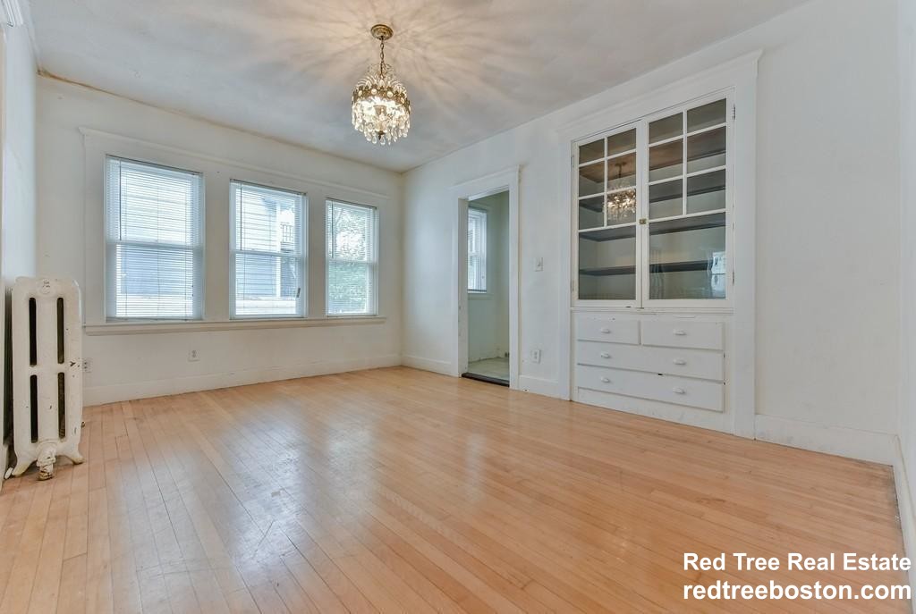 6 Upcrest Rd, Brighton