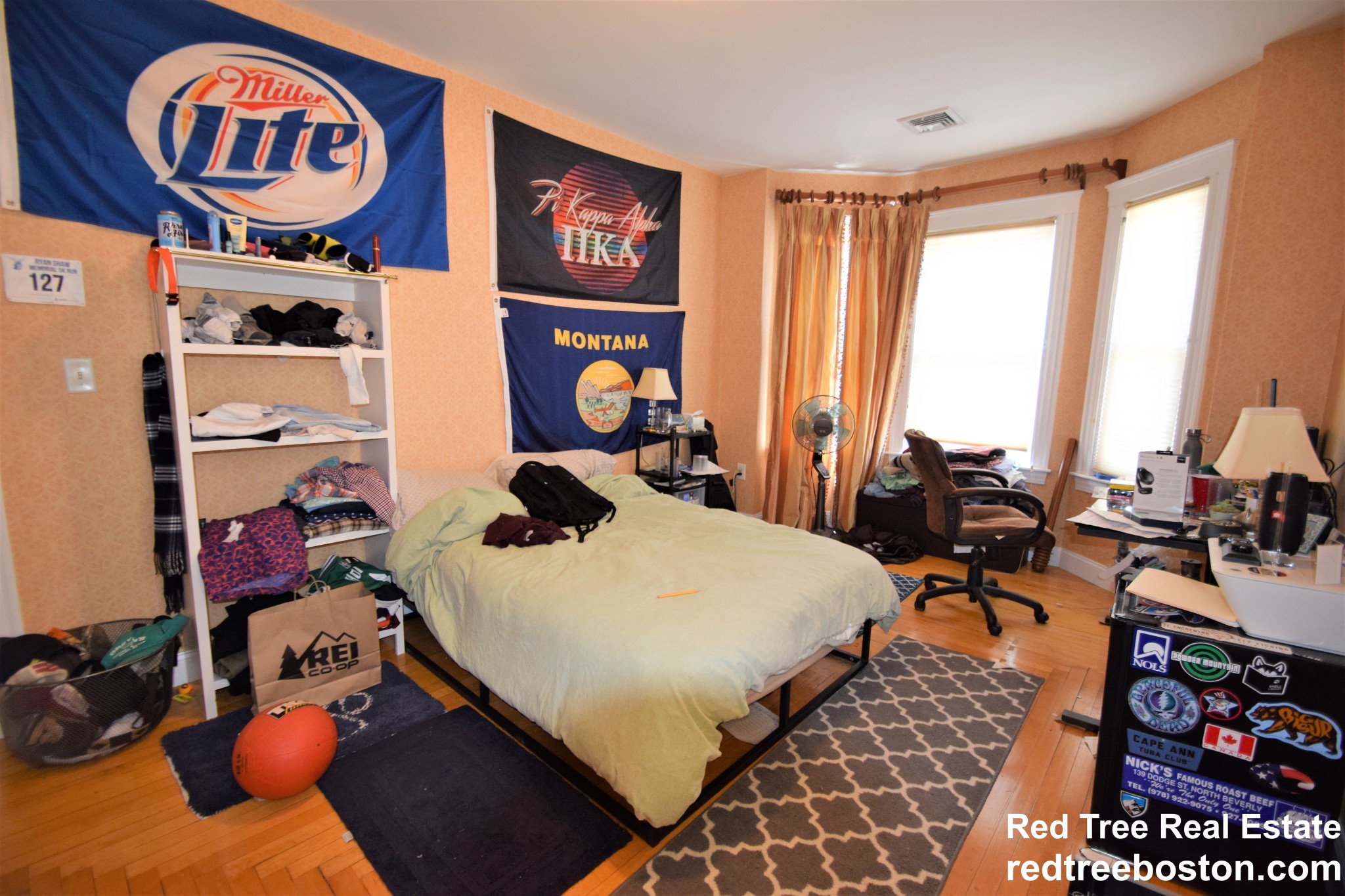 37 Hillside St, Mission Hill