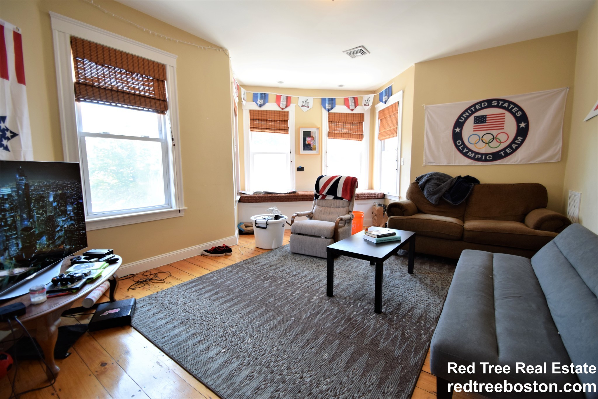 37 Hillside St, Mission Hill