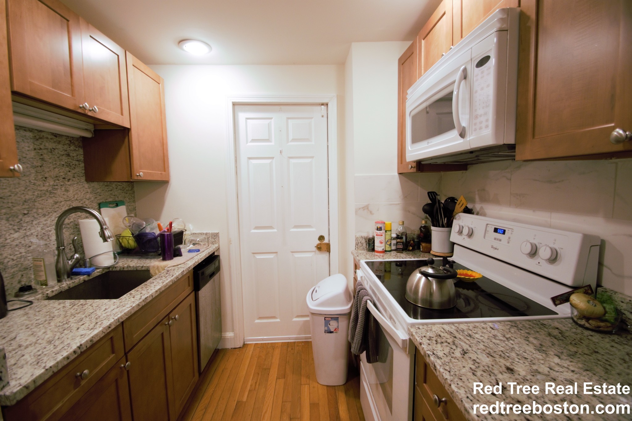 2 bed, 1 bath apartment for rent at 31 York Tr Unit 1, Brookline — photo 4 of 25