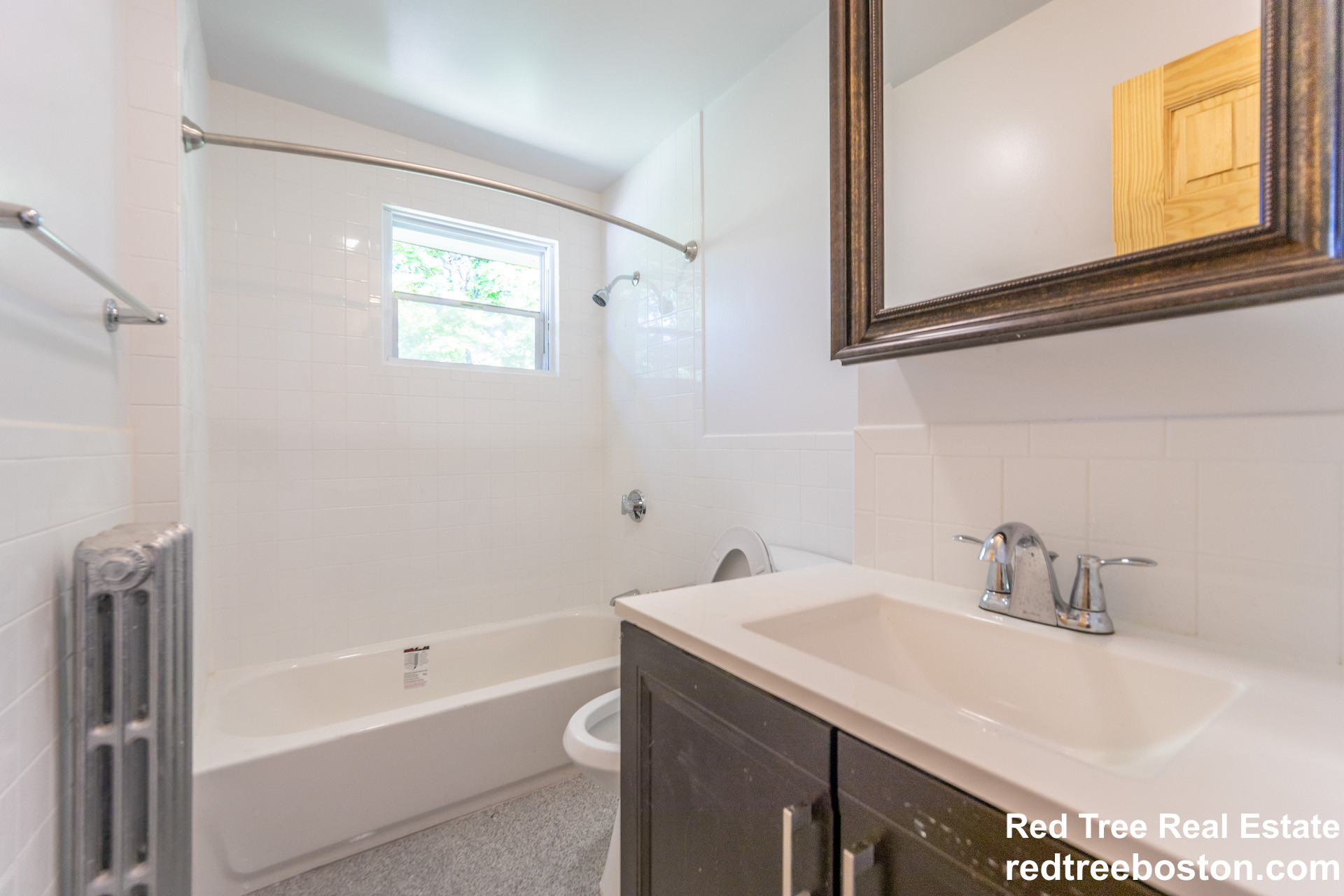 12 Logan St, Roxbury