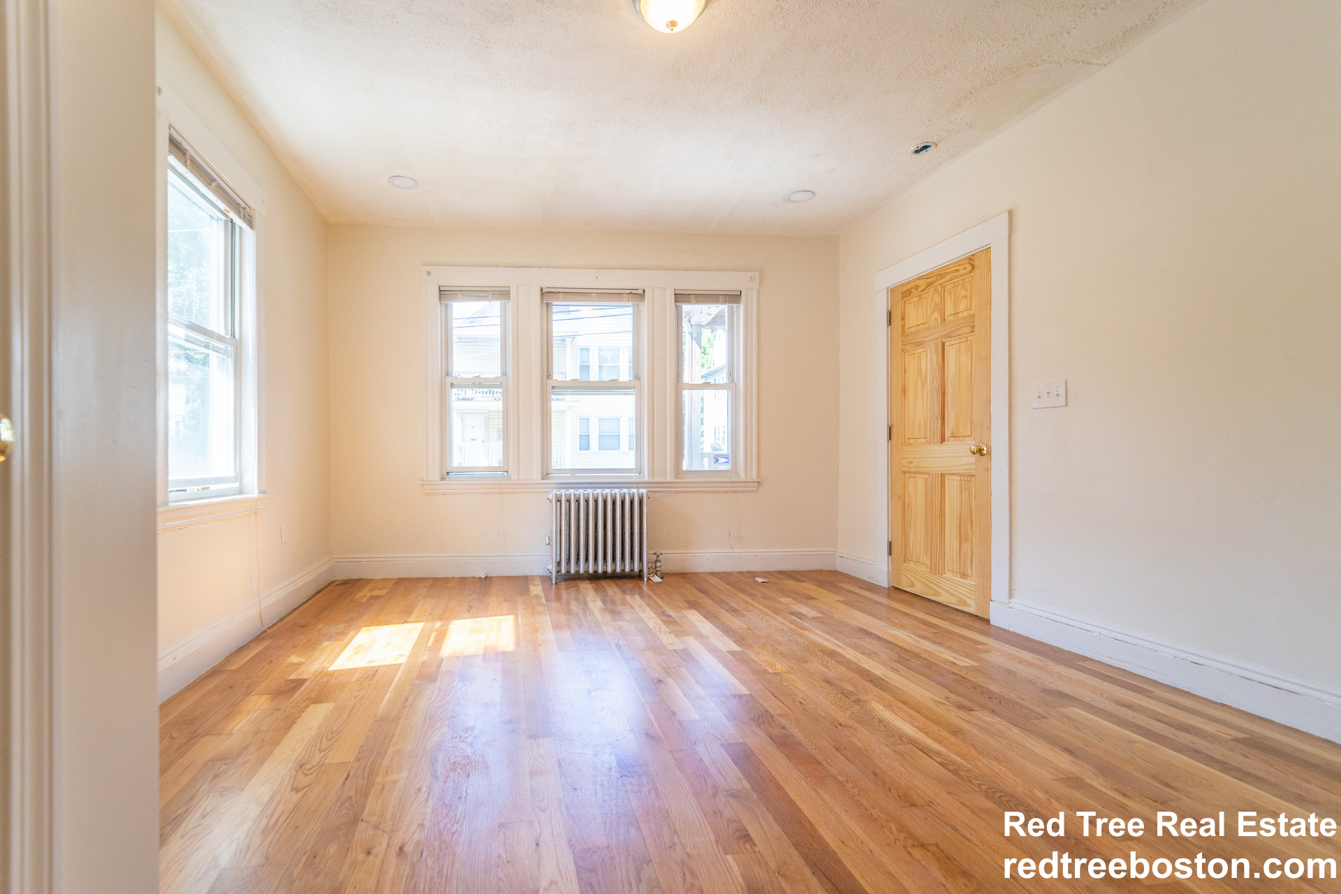 14 Logan St, Roxbury