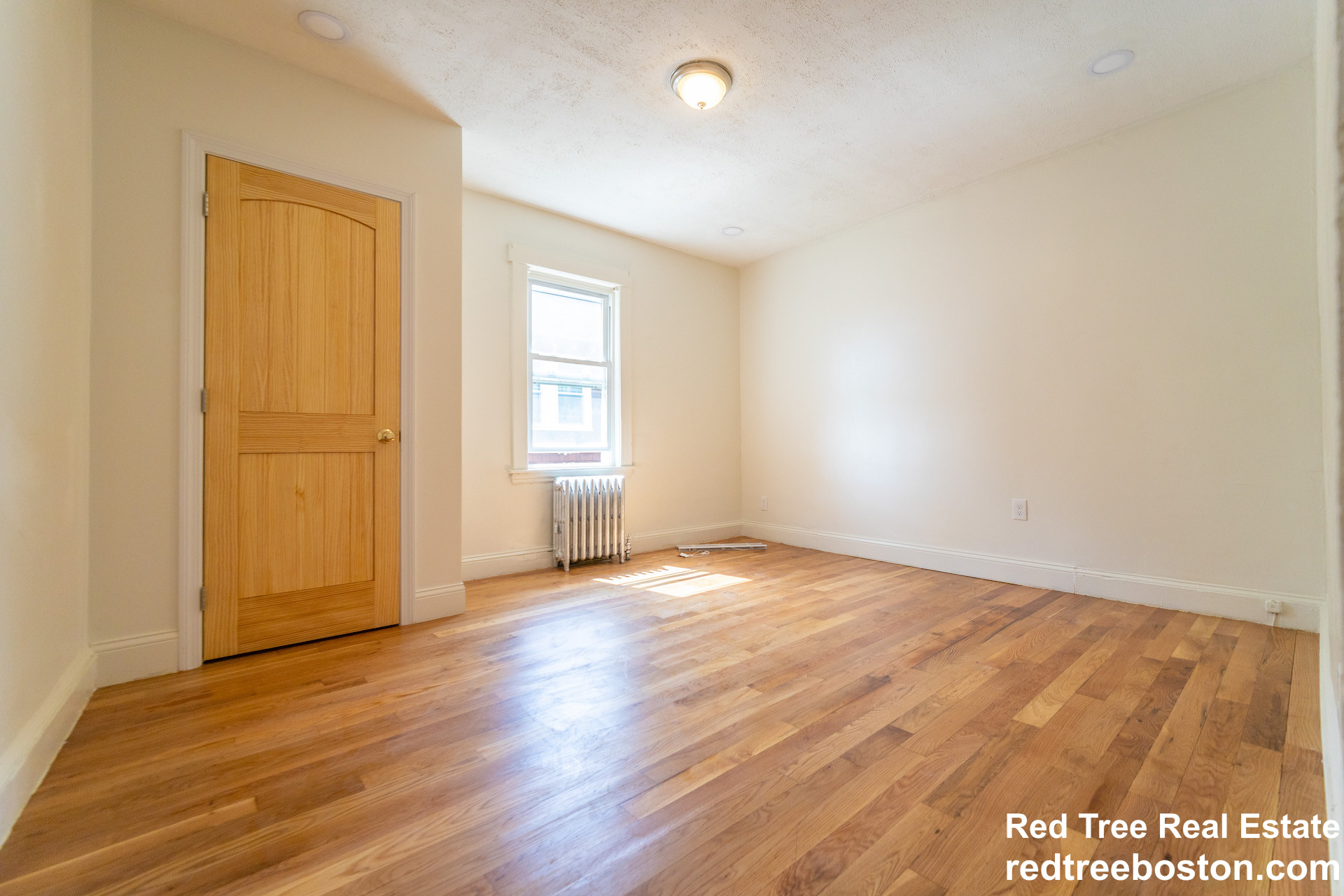 14 Logan St, Roxbury