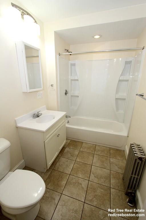 4 bed, 1.5 bath apartment for rent at 35 Harbor View St Unit 3, Dorchester — photo 21 of 23