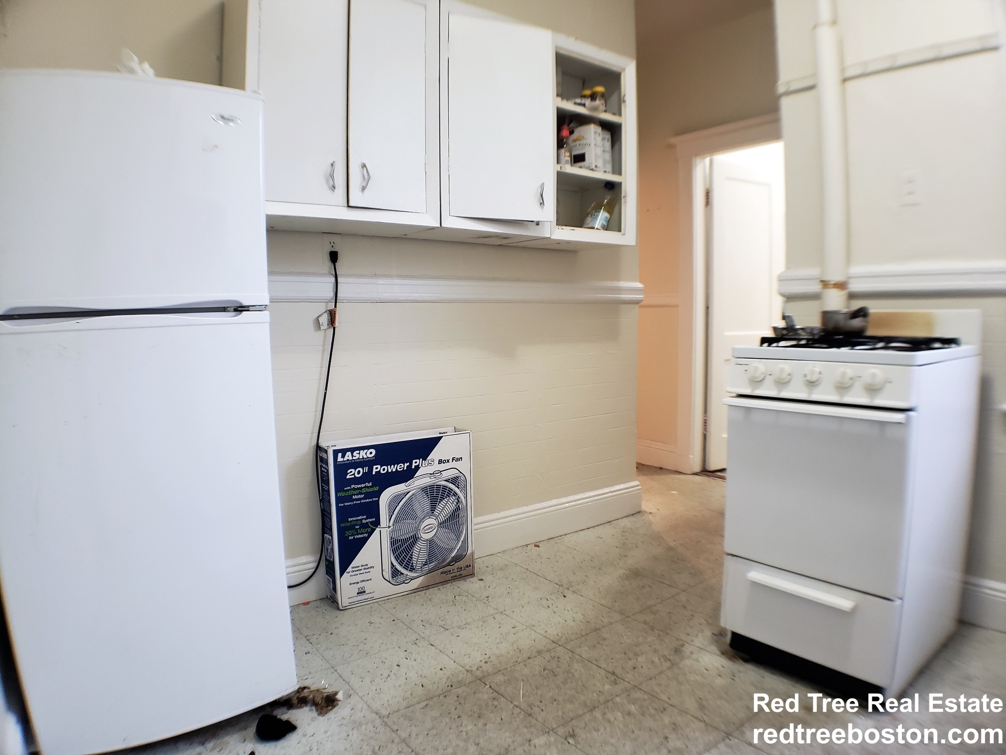 2 bed, 1 bath apartment for rent at 9 Egremont Rd Unit 9, Brighton — photo 1 of 13