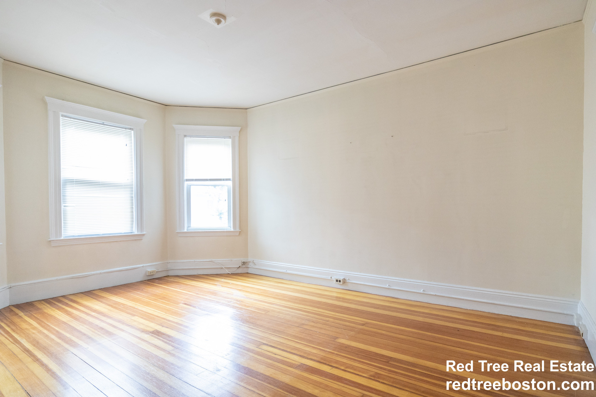 68 Bakersfield St, Dorchester