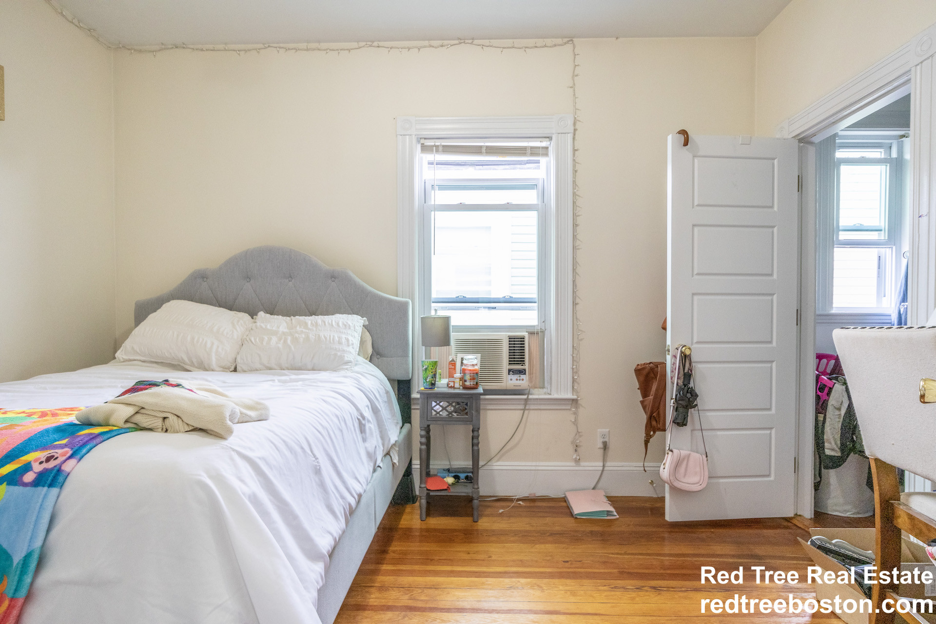 4 bed, 1.5 bath apartment for rent at 35 Harbor View St Unit 3, Dorchester — photo 5 of 23