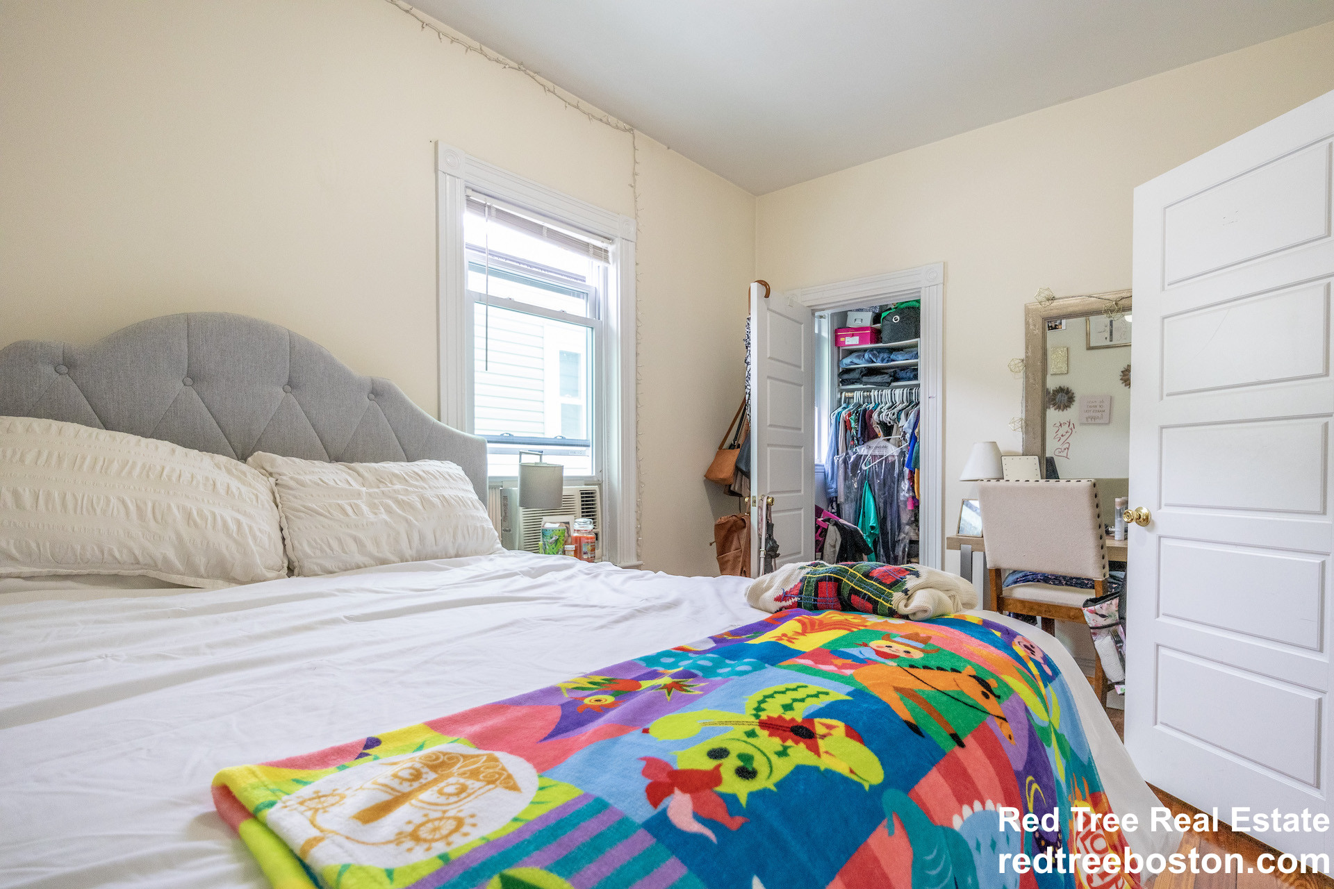 4 bed, 1.5 bath apartment for rent at 35 Harbor View St Unit 3, Dorchester — photo 8 of 23