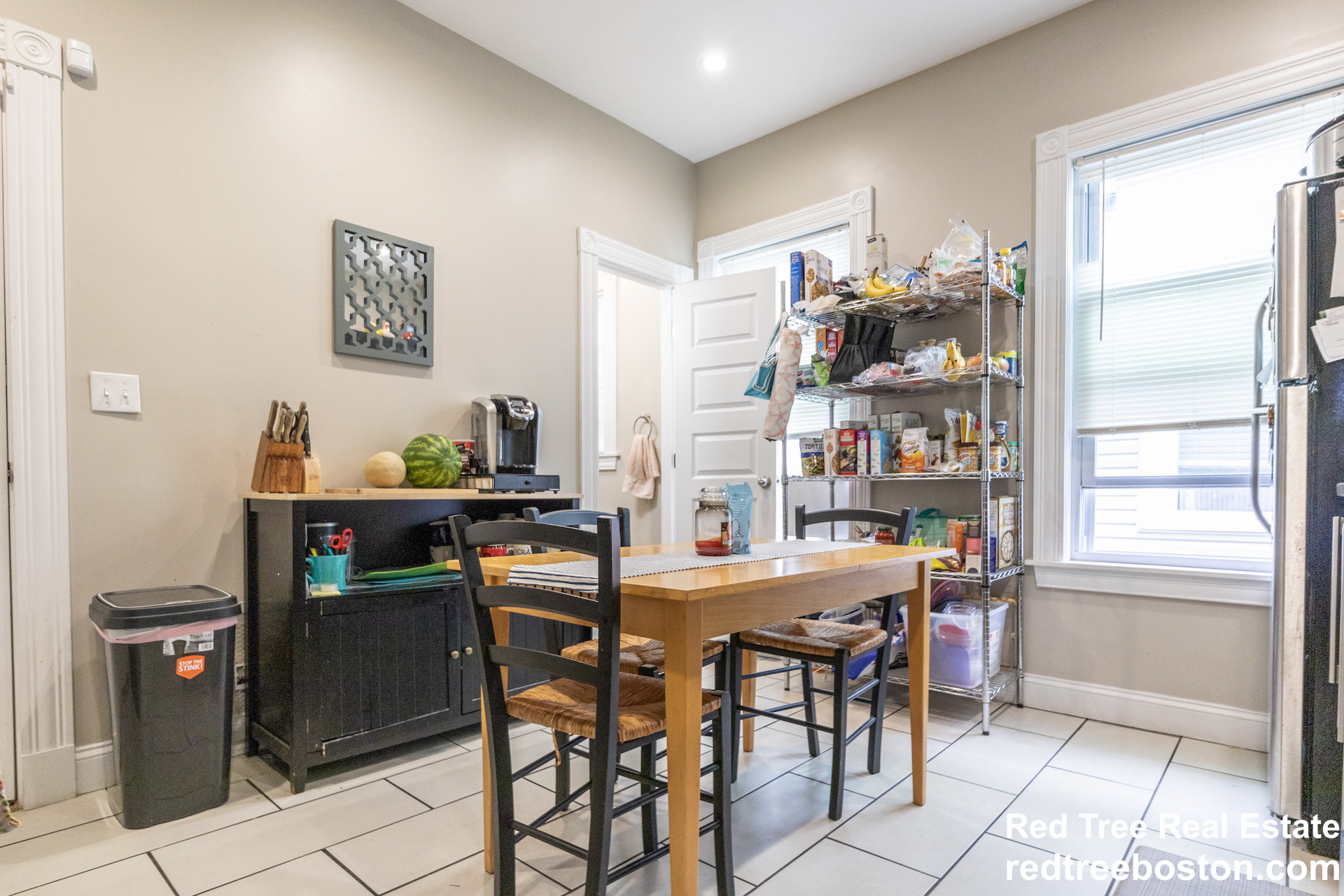 4 bed, 1.5 bath apartment for rent at 35 Harbor View St Unit 3, Dorchester — photo 3 of 23