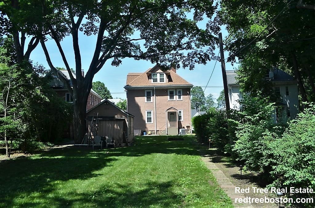 4 bed, 2 bath apartment for rent at 354 Waltham St Unit 1, West Newton — photo 9 of 9