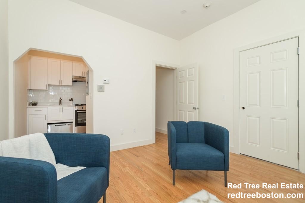1 bed, 1 bath apartment for rent at 150 Pleasant St Unit 3, Dorchester — photo 10 of 25