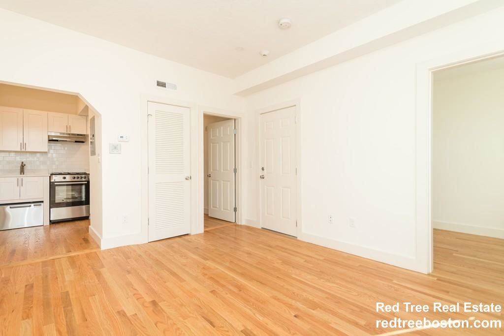 1 bed, 1 bath apartment for rent at 150 Pleasant St Unit 3, Dorchester — photo 12 of 25