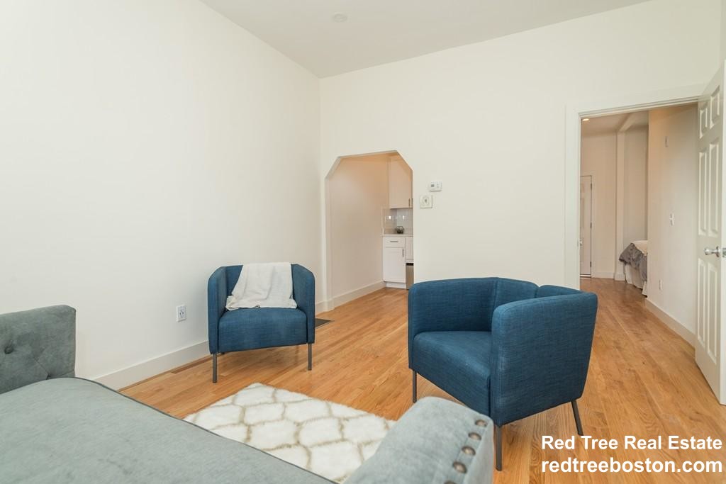 1 bed, 1 bath apartment for rent at 150 Pleasant St Unit 3, Dorchester — photo 11 of 25