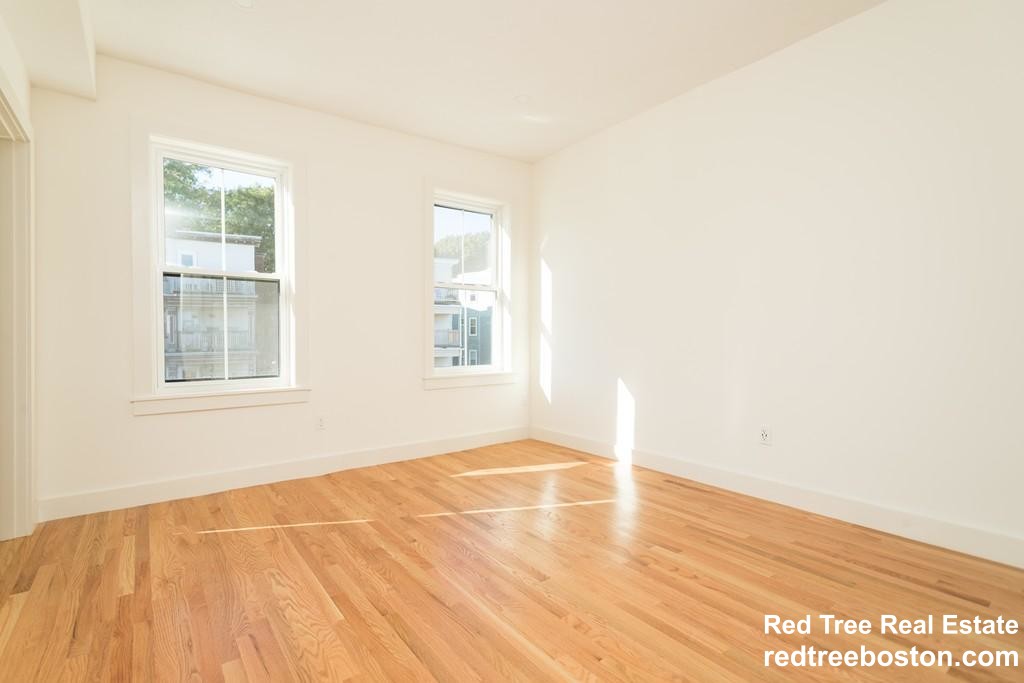 1 bed, 1 bath apartment for rent at 150 Pleasant St Unit 3, Dorchester — photo 17 of 25