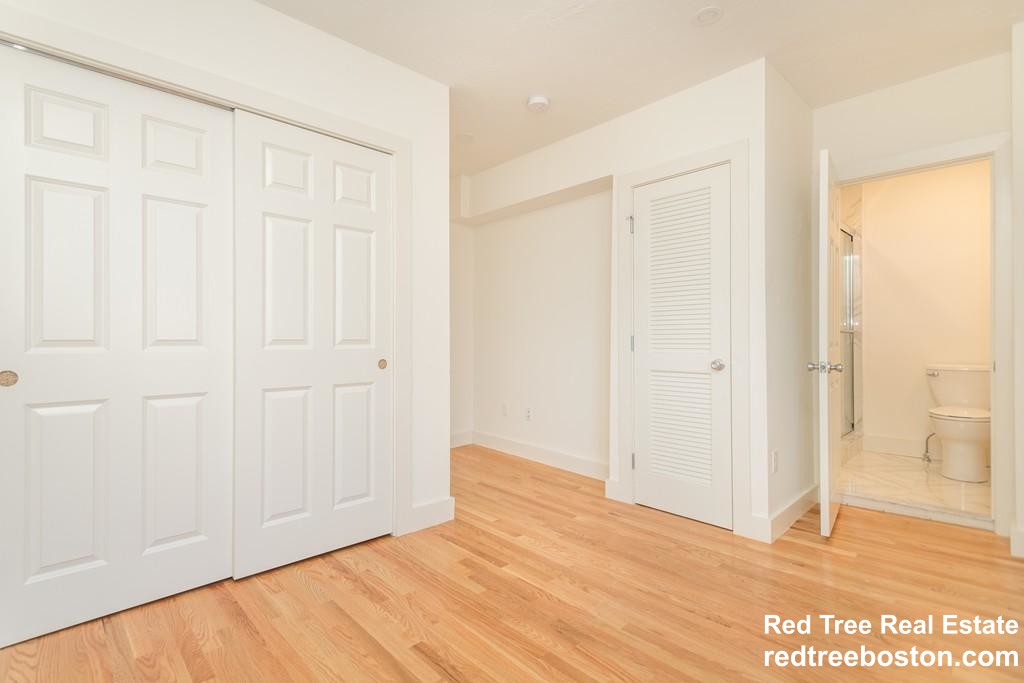 1 bed, 1 bath apartment for rent at 150 Pleasant St Unit 3, Dorchester — photo 20 of 25