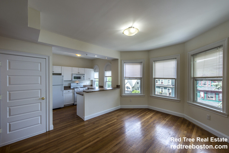 55 Ashford St, Allston