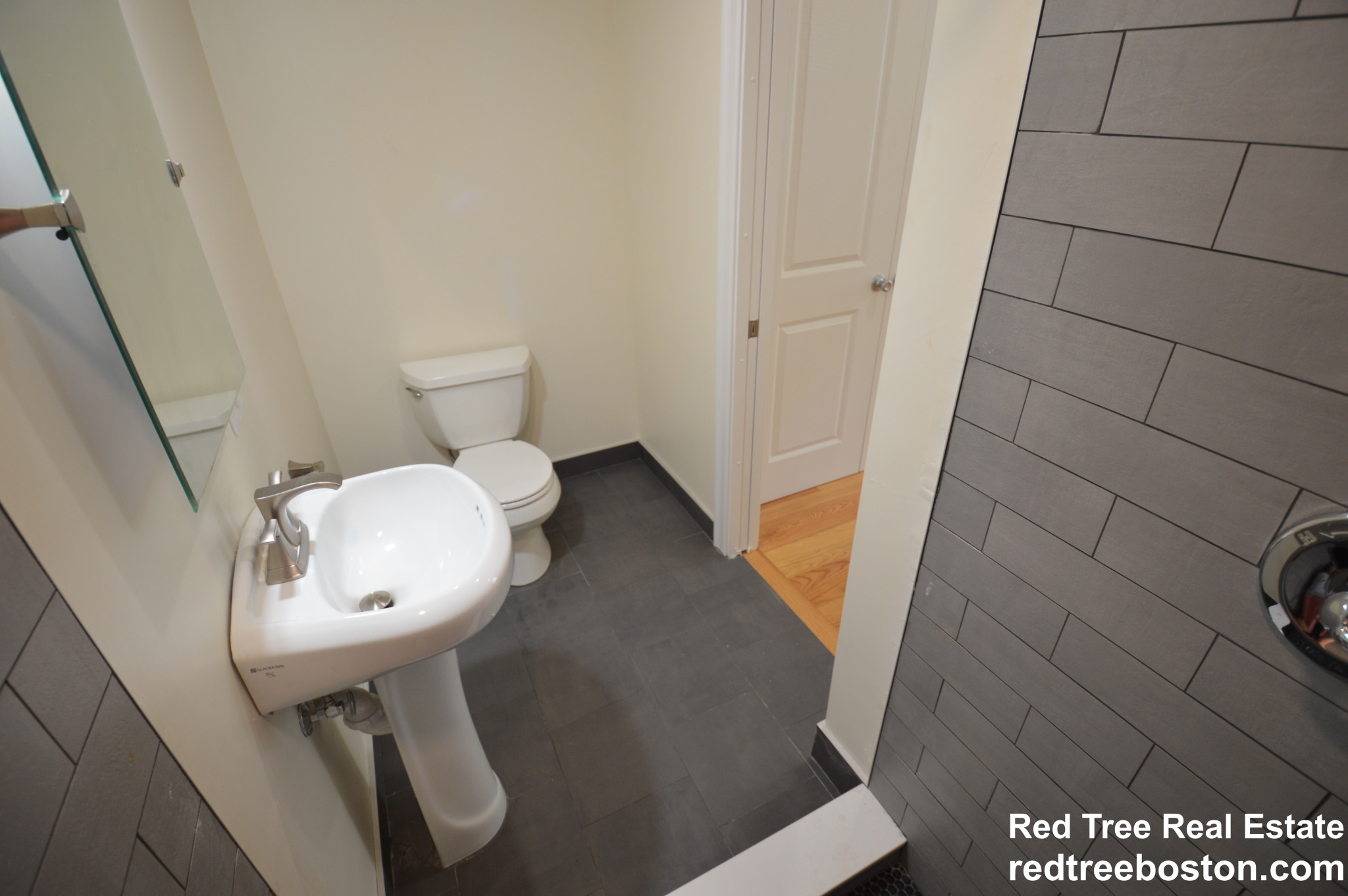 549 Washington St, Brighton