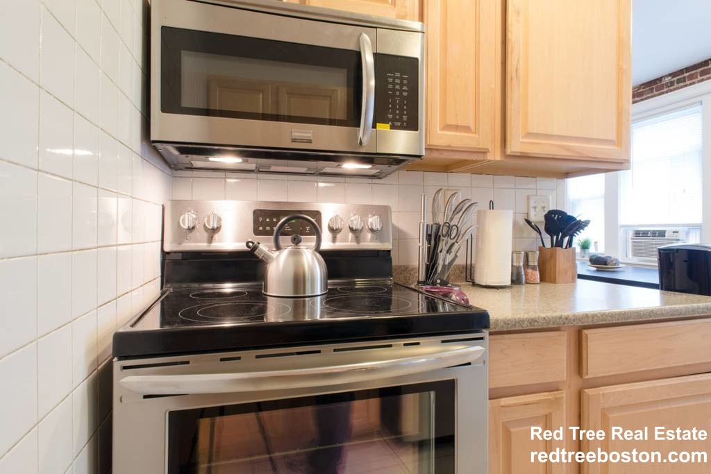 248 Kelton St, Allston