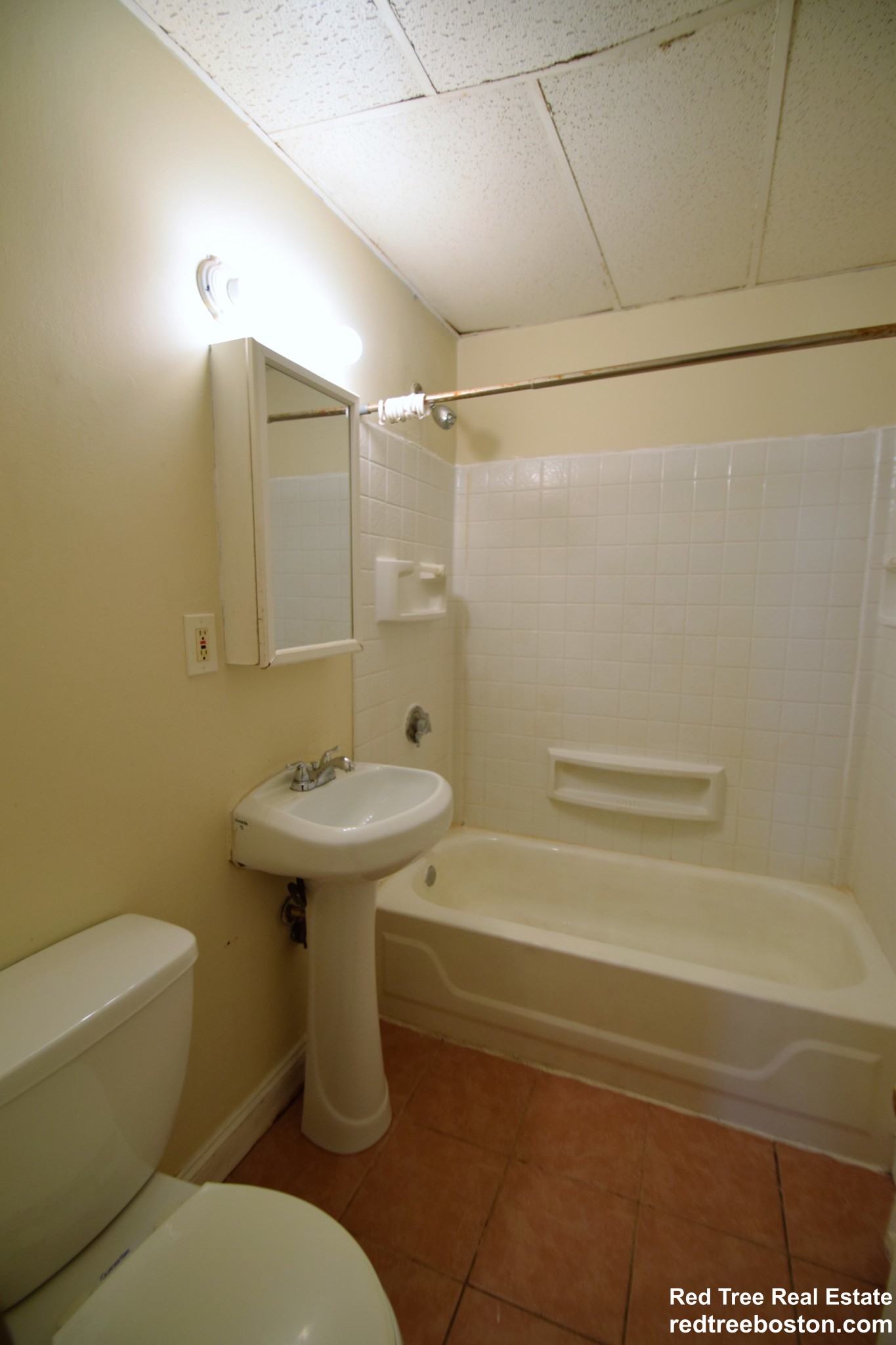 886 Huntington Ave, Mission Hill