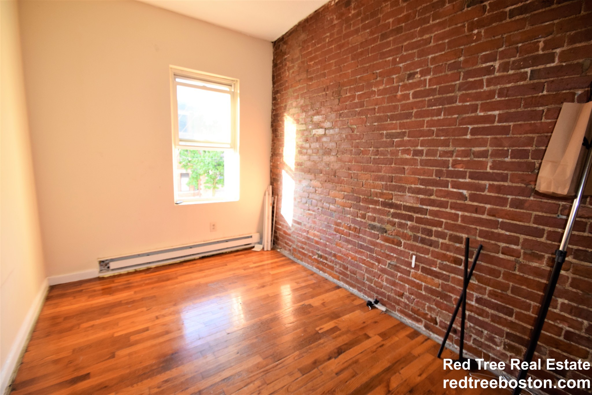 886 Huntington Ave, Mission Hill