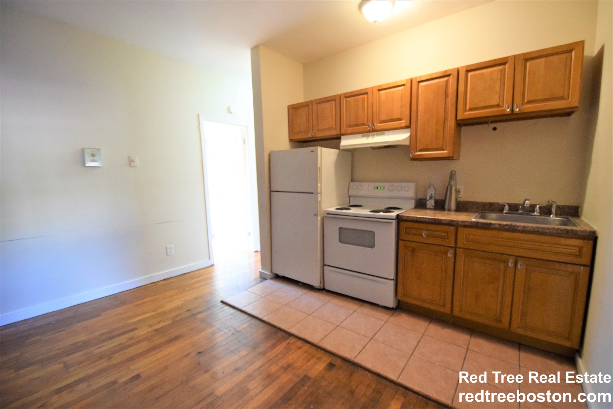 886 Huntington Ave, Mission Hill