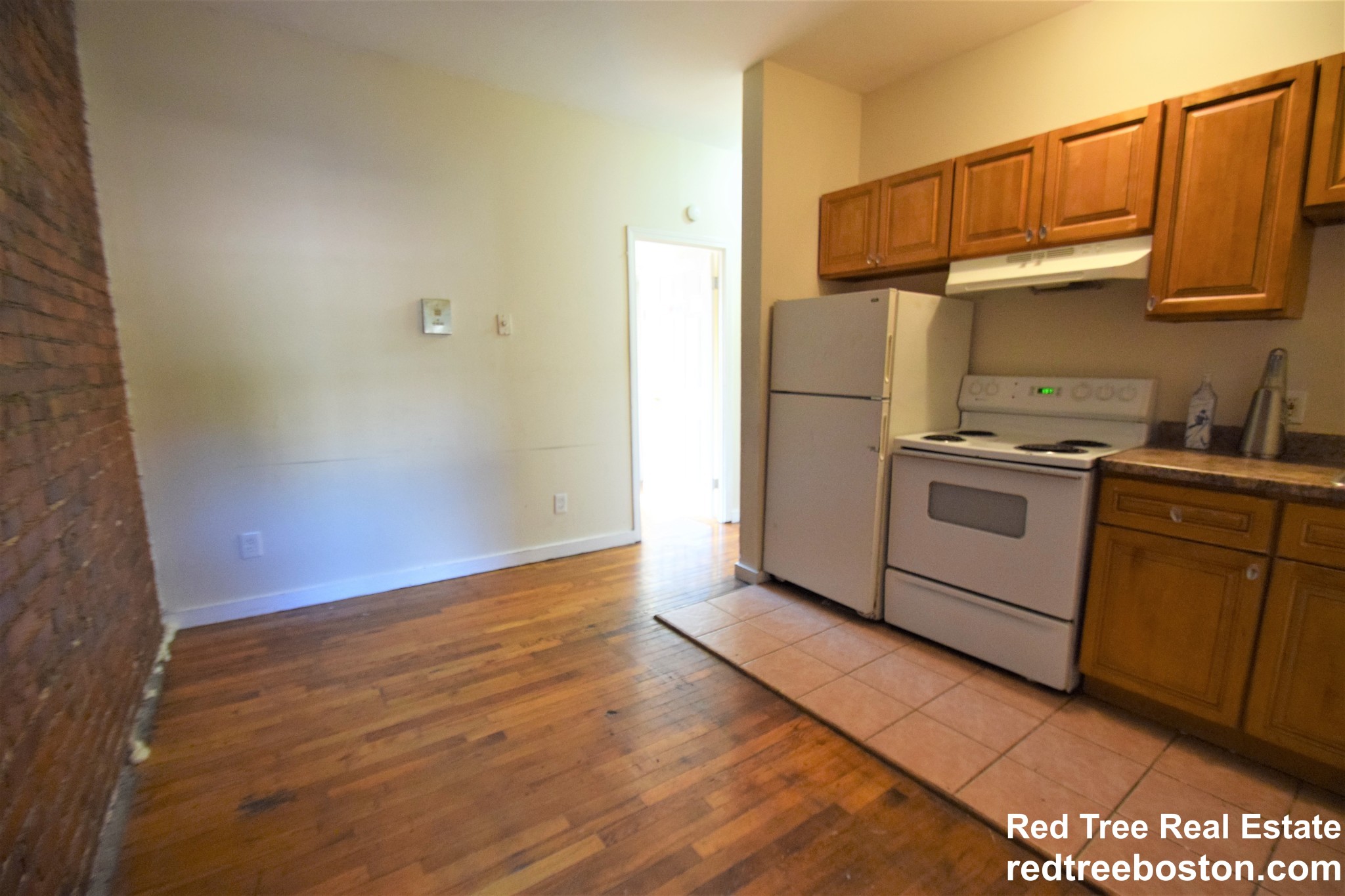 886 Huntington Ave, Mission Hill