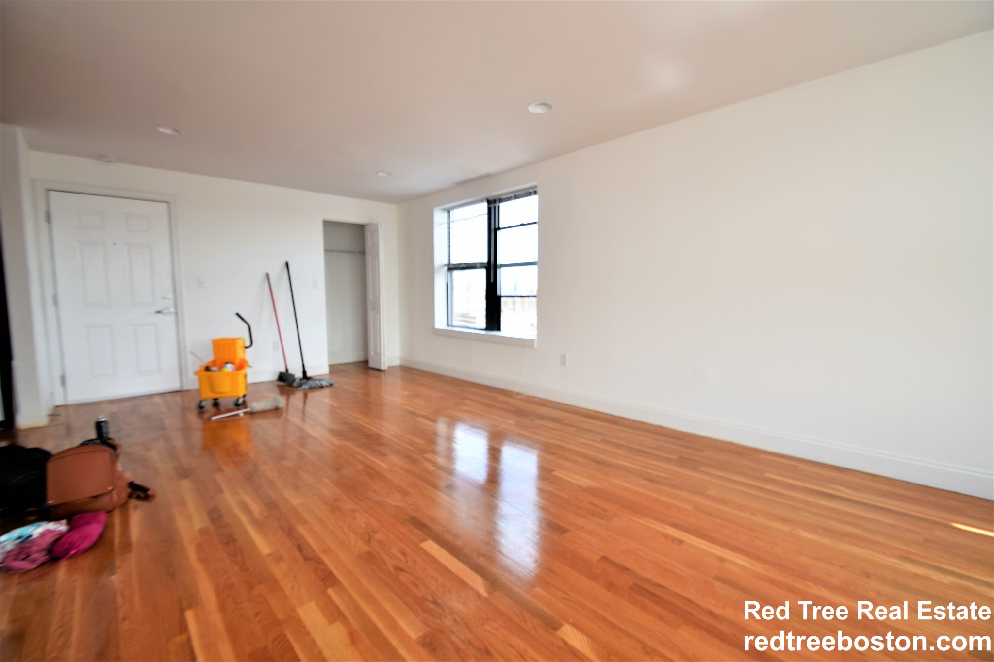 100 Jersey St, Fenway