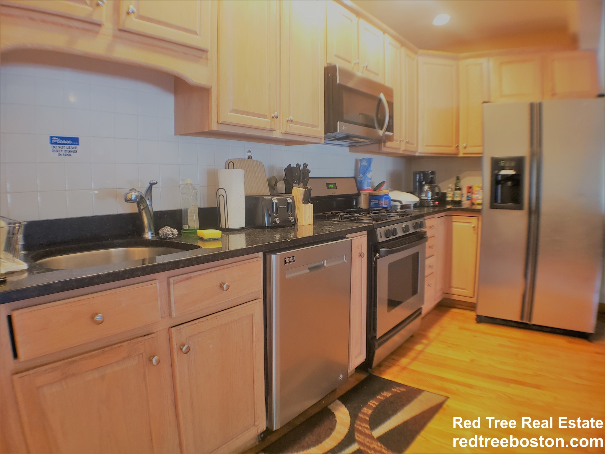 4 bed, 2 bath apartment for rent at 29 Sutherland Rd Unit A, Brighton — photo 6 of 50