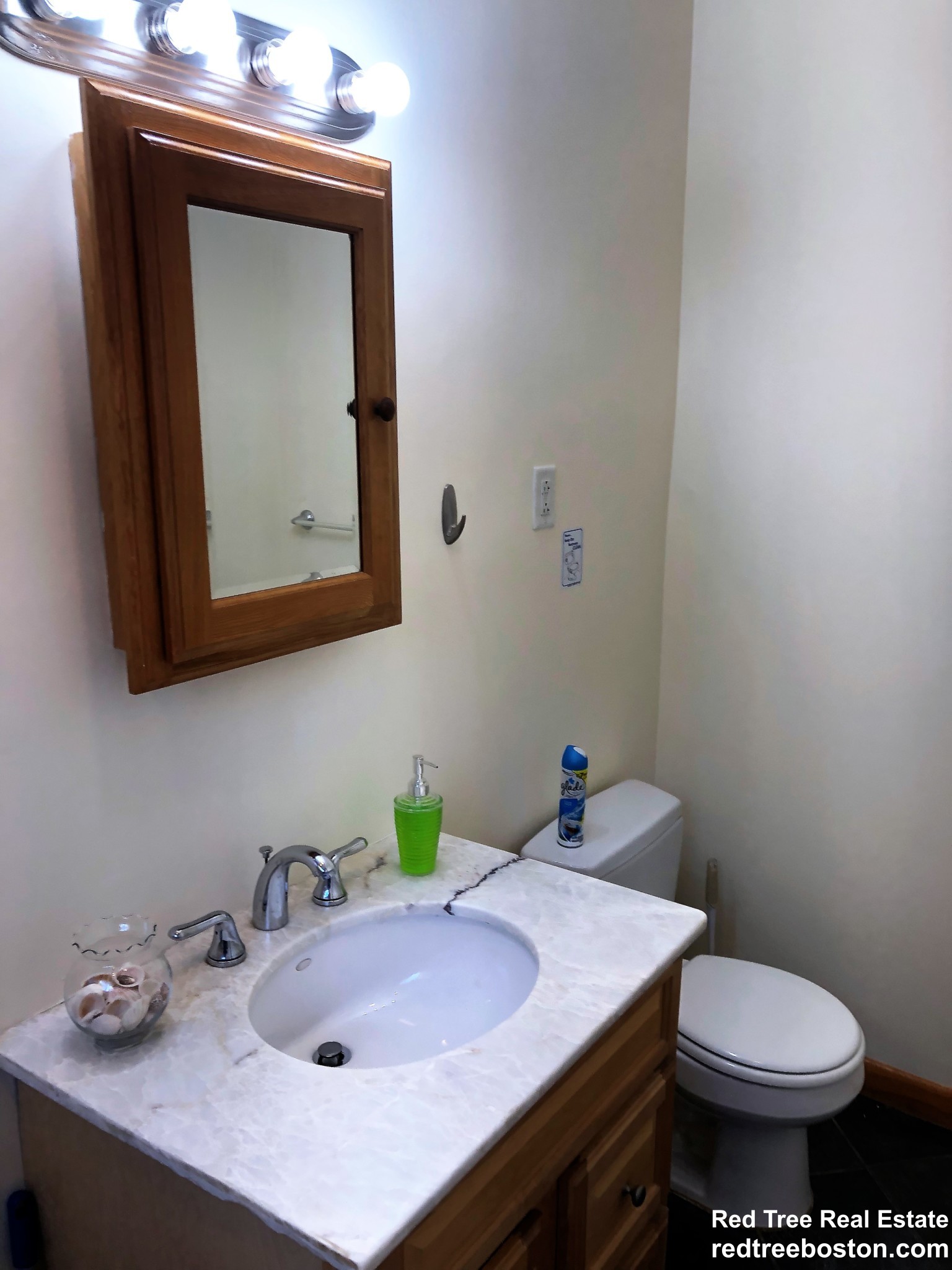 4 bed, 2 bath apartment for rent at 29 Sutherland Rd Unit A, Brighton — photo 15 of 50