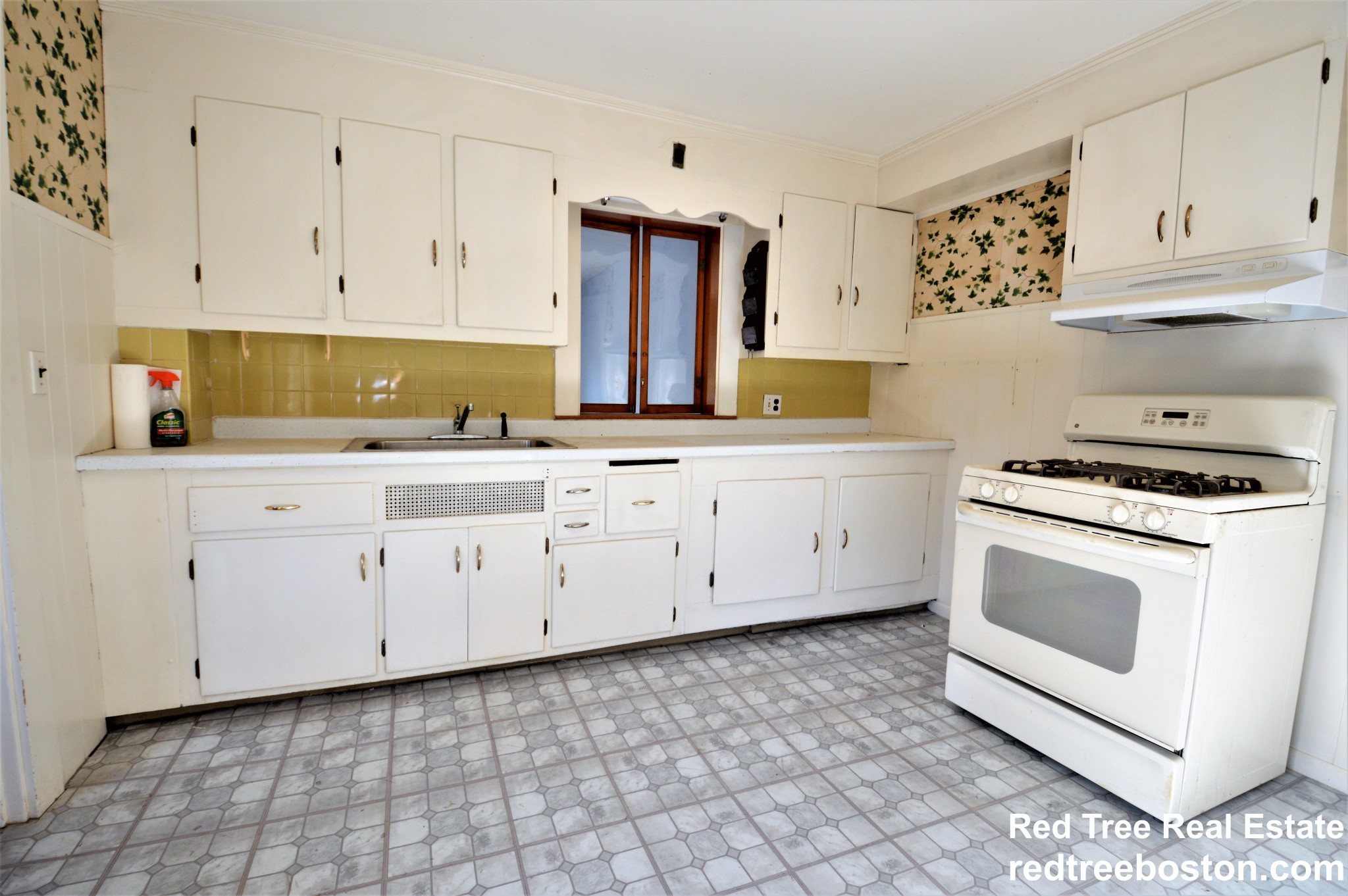 334 River St, West Newton