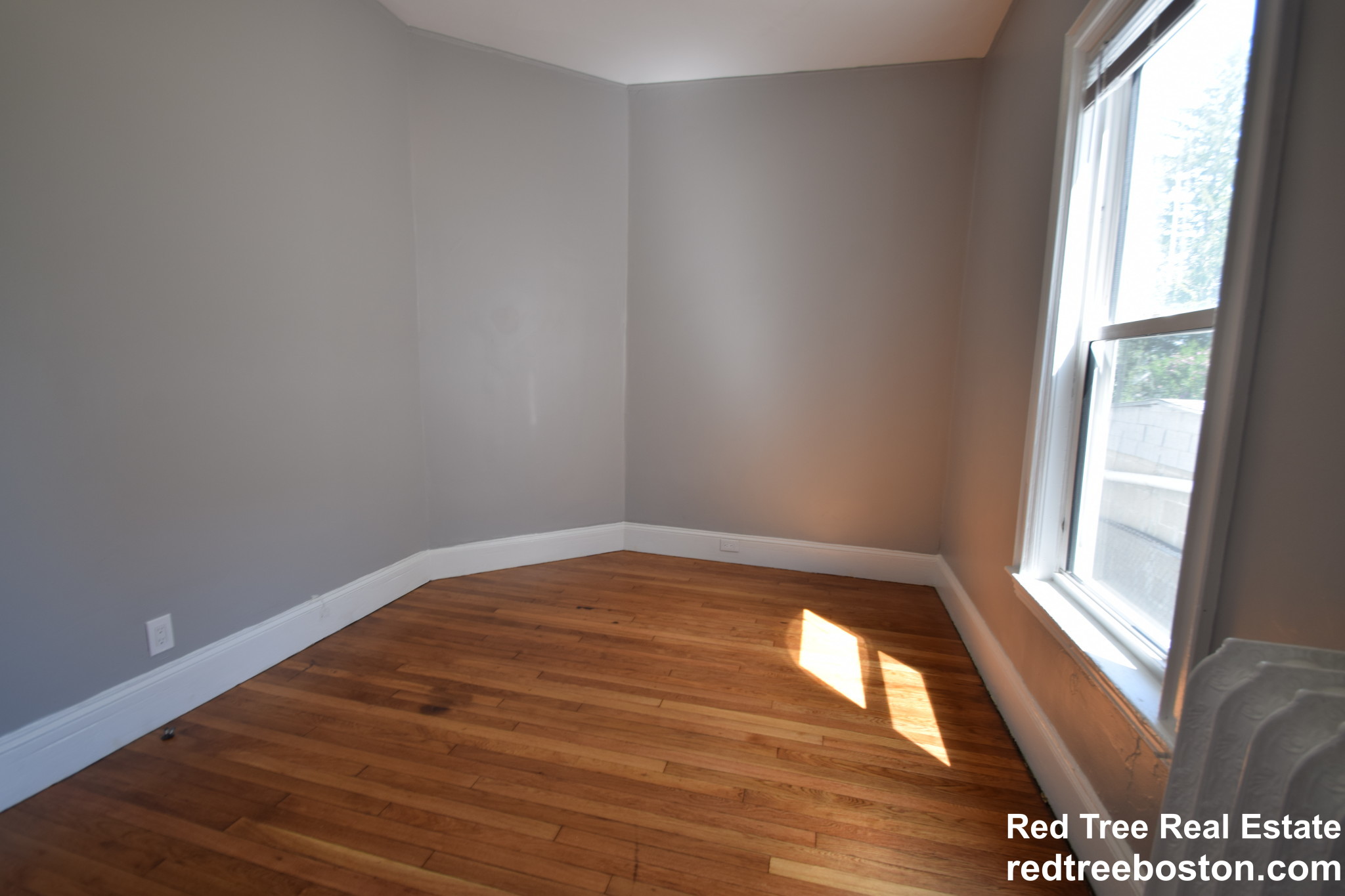 4 bed, 2 bath apartment for rent at 83 Surrey St Unit 1, Brighton — photo 10 of 27