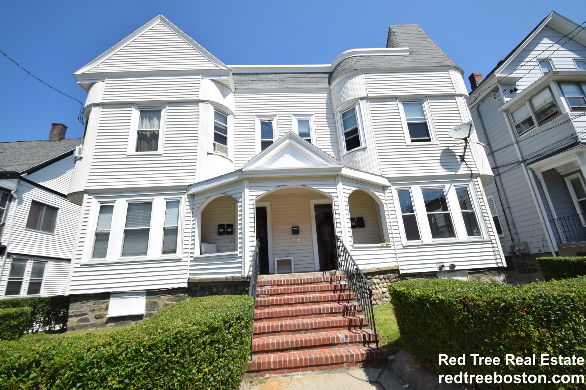 4 bed, 2 bath apartment for rent at 83 Surrey St Unit 1, Brighton — photo 25 of 27