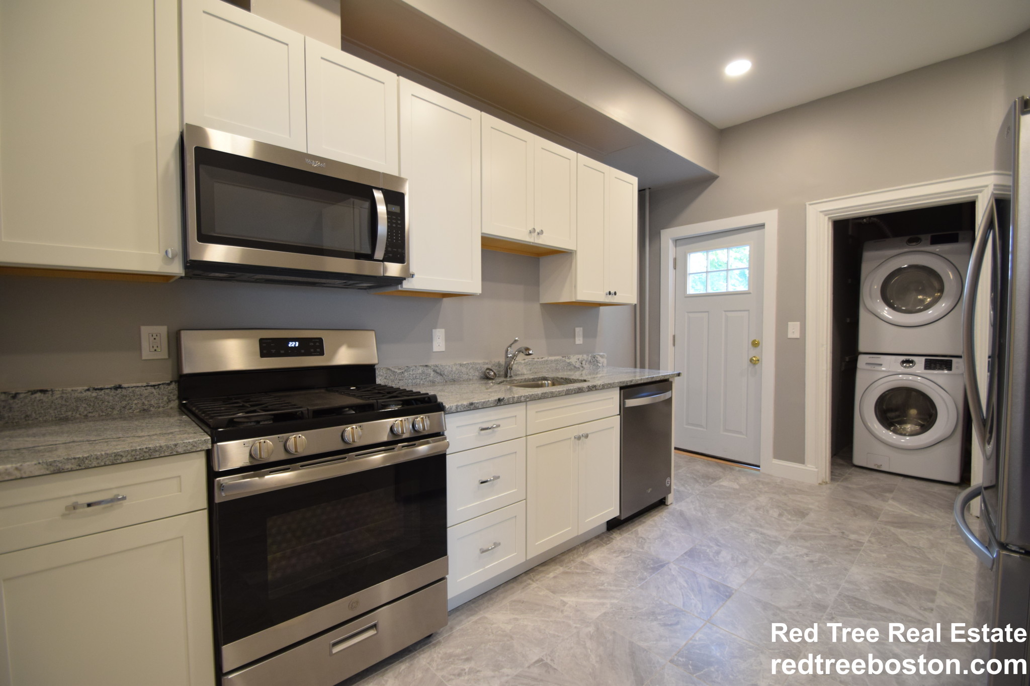4 bed, 2 bath apartment for rent at 83 Surrey St Unit 1, Brighton — photo 14 of 27